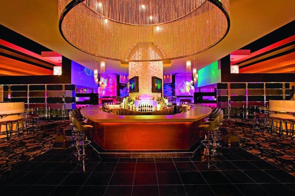 Mandalay Bay Resort And Casino By Suiteness Las Vegas Exterior foto