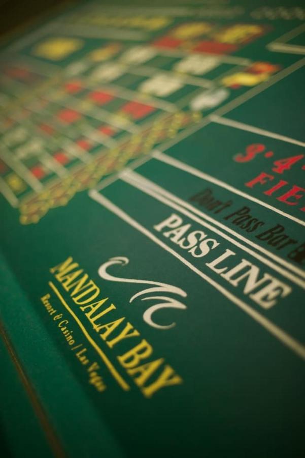 Mandalay Bay Resort And Casino By Suiteness Las Vegas Exterior foto
